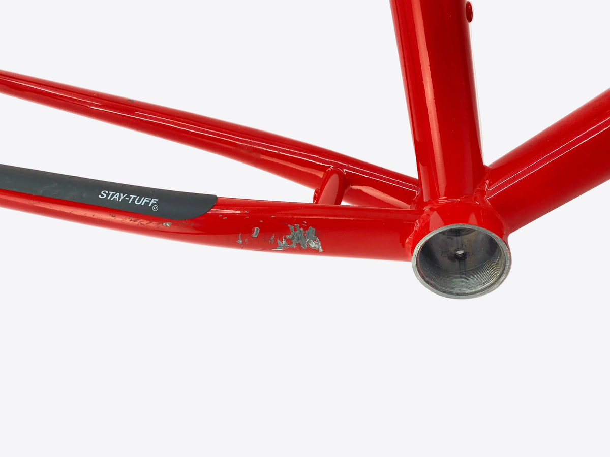 scratches on the right chain stay