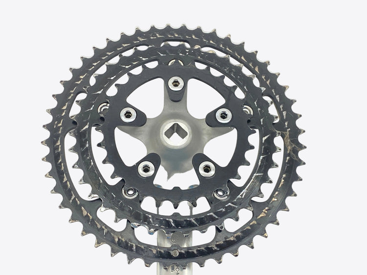 backside view of the chainrings