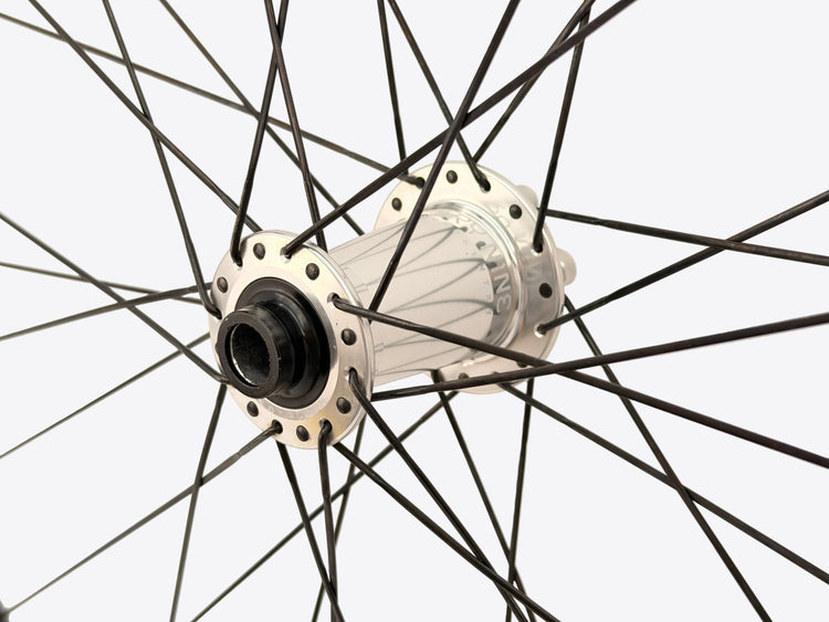 silver i9 hub