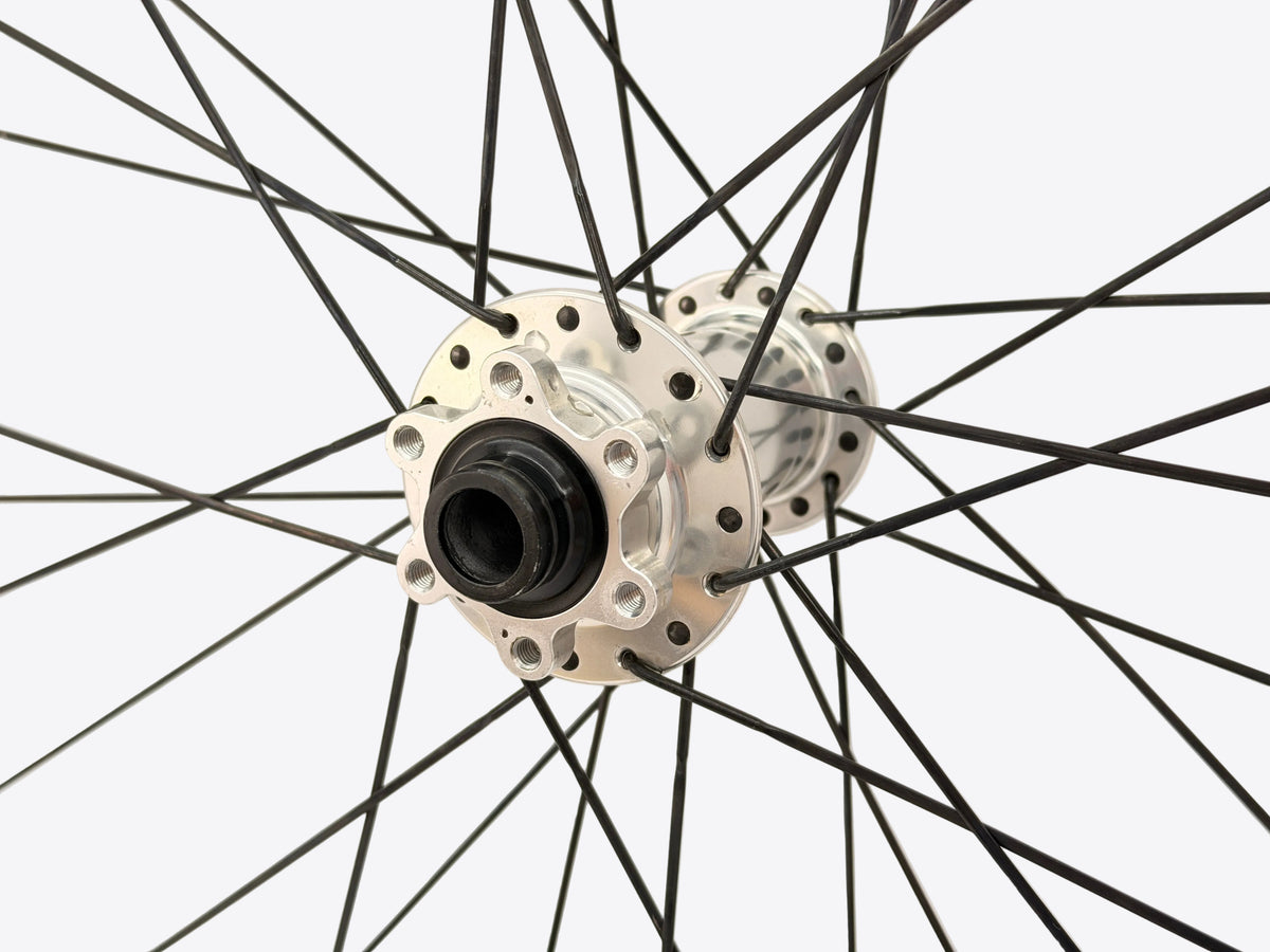silver i9 hub