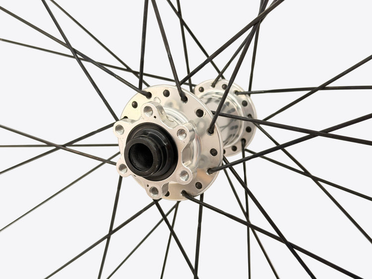silver i9 hub