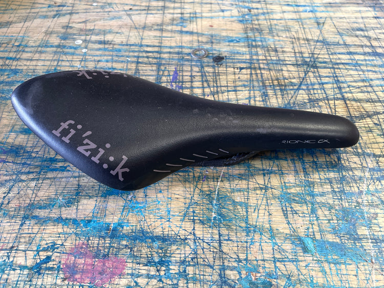 Fizik Arione CX Carbon Saddle