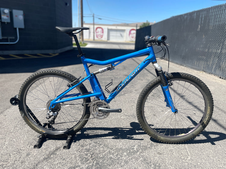 Santa Cruz Superlight Mountain Bike Large