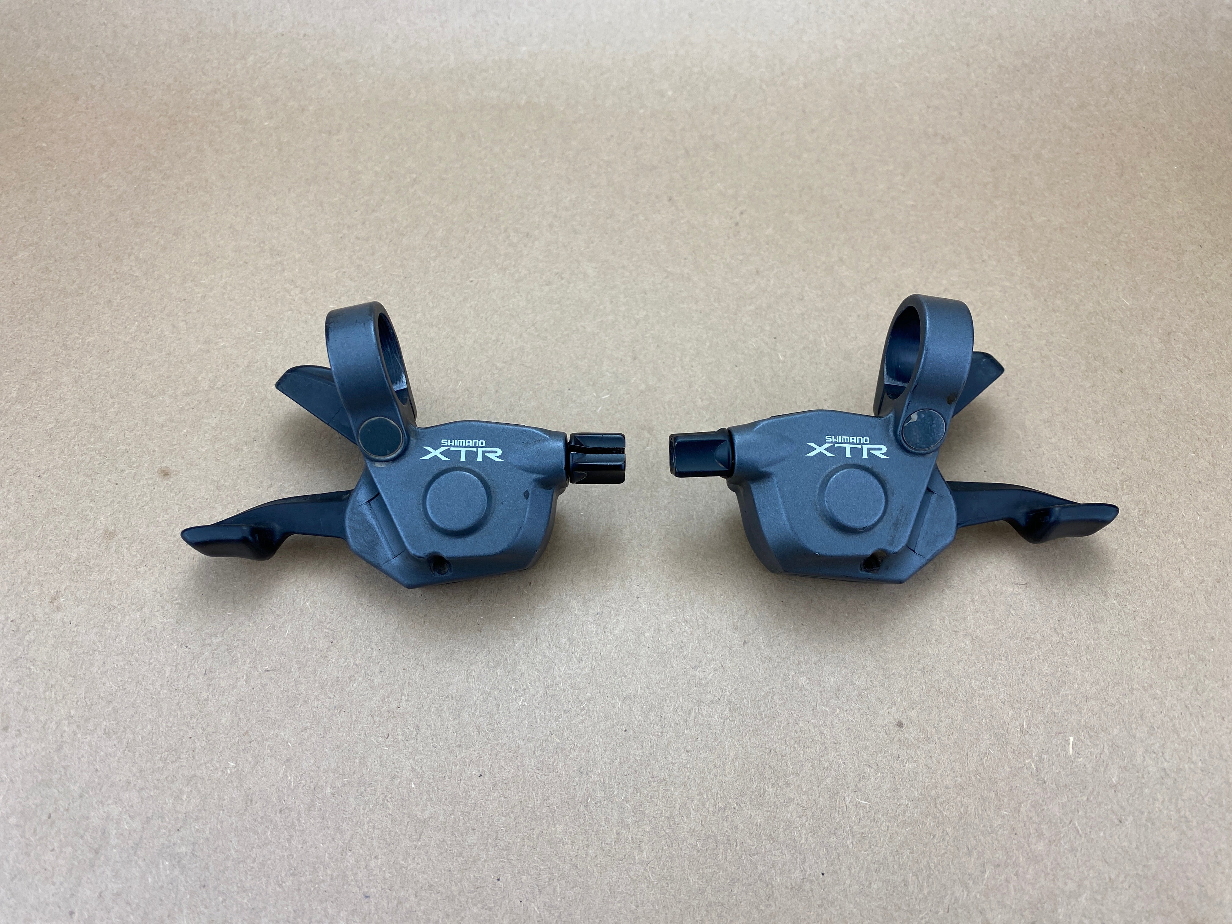 Shimano XTR M950 8-spd Shifter Set