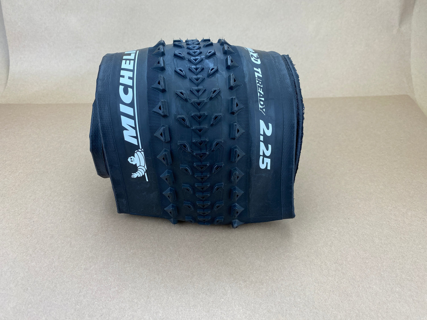 main view of the tire