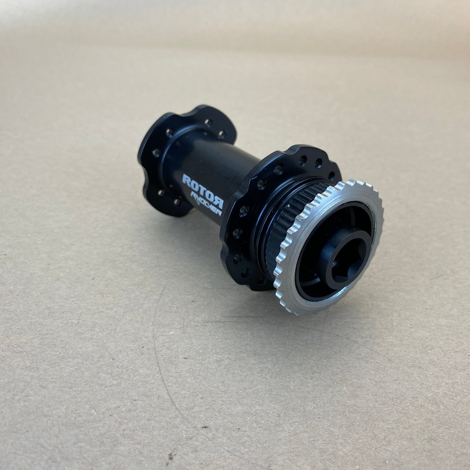 close up of the rotor mount and axle end