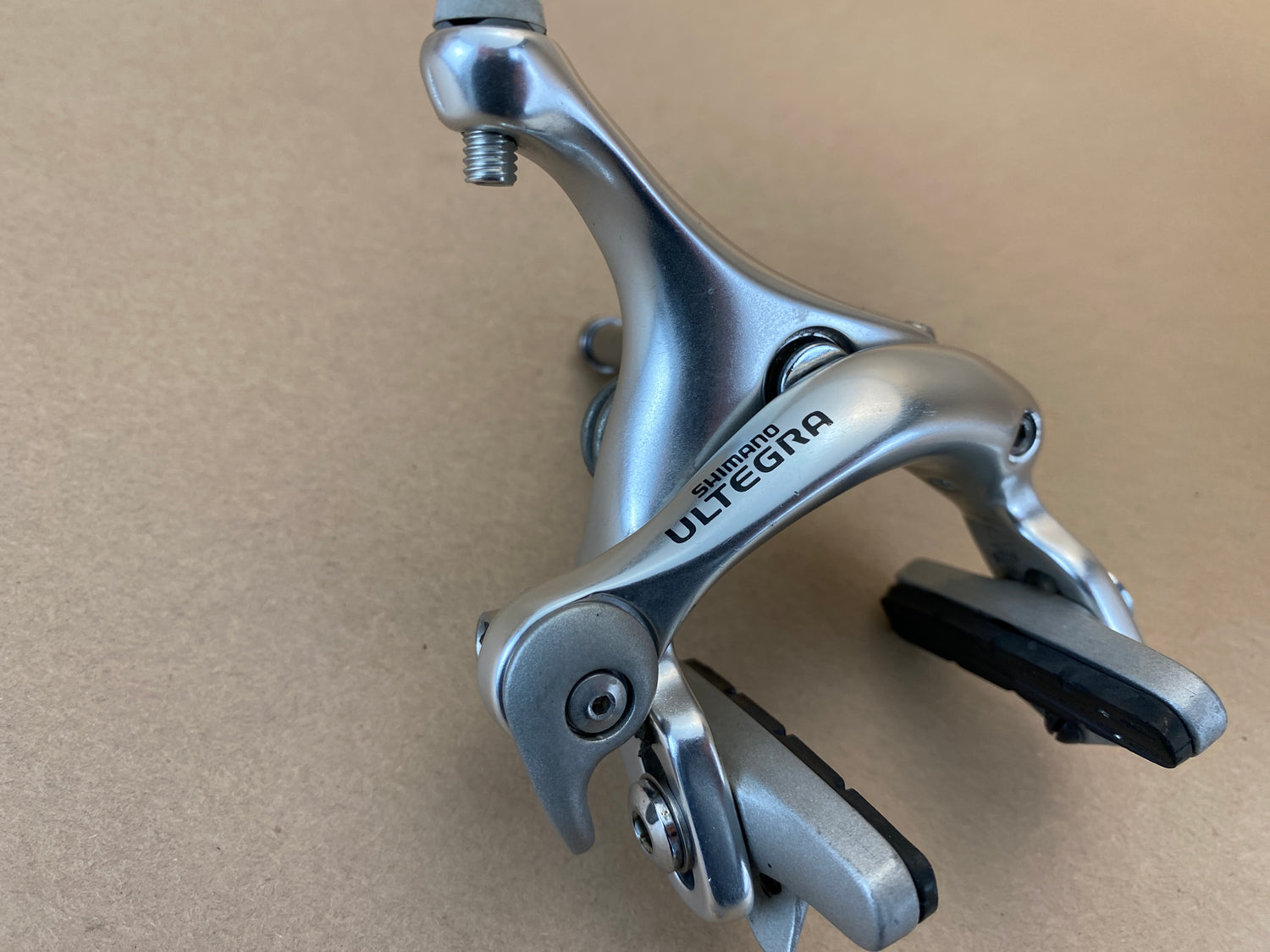 close up of the model name