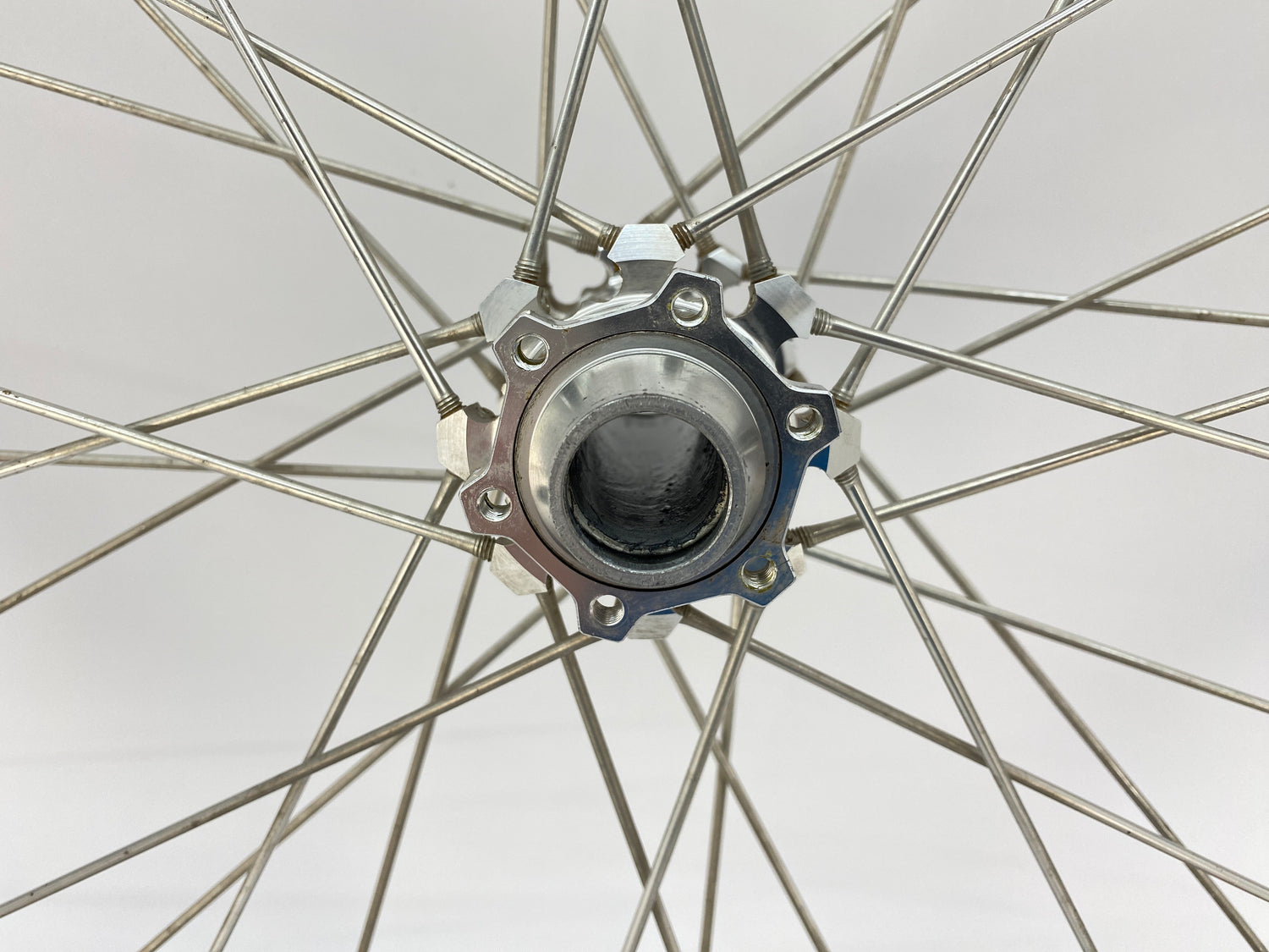 front hub rotor mount