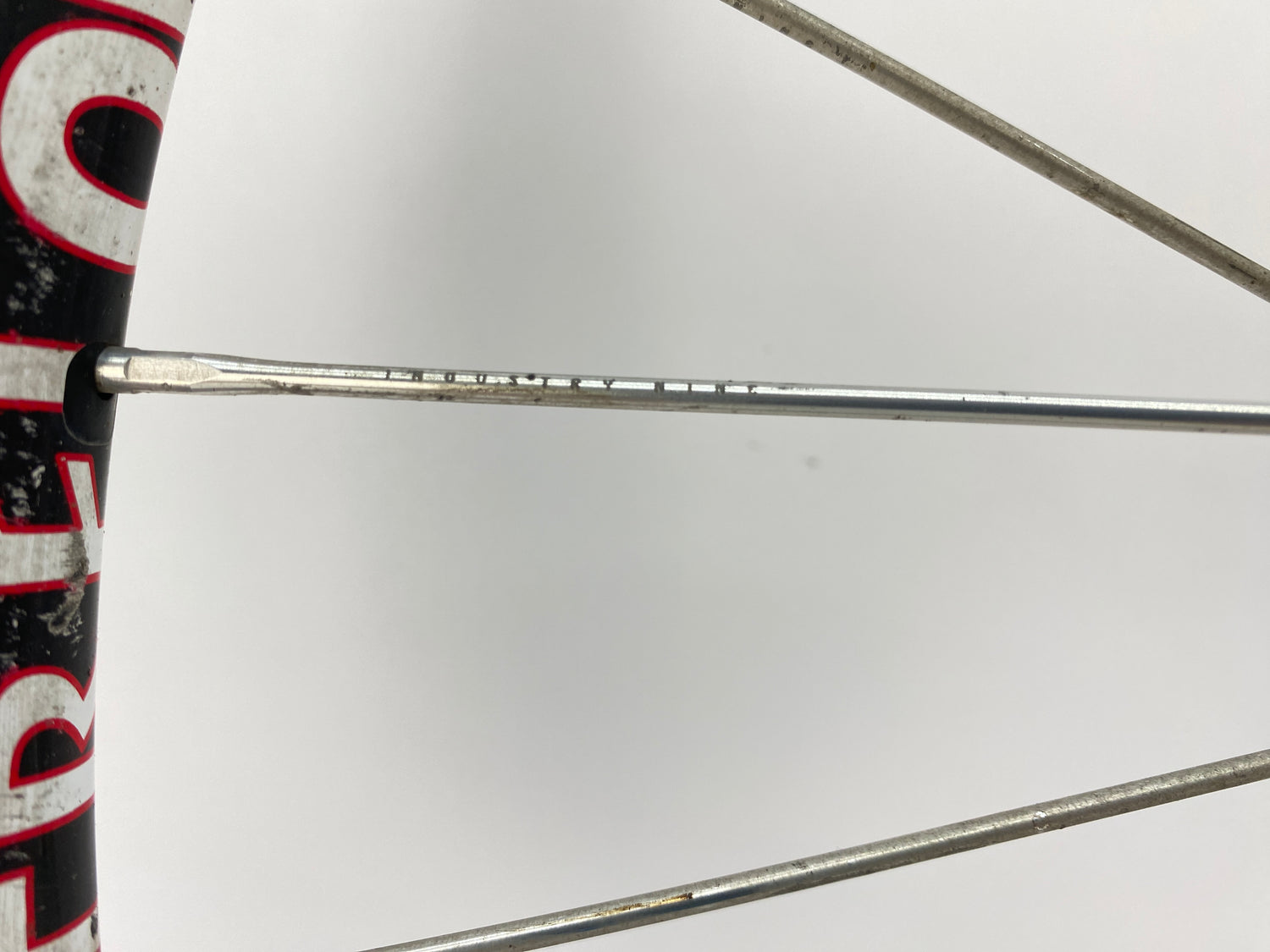 close up of spoke label