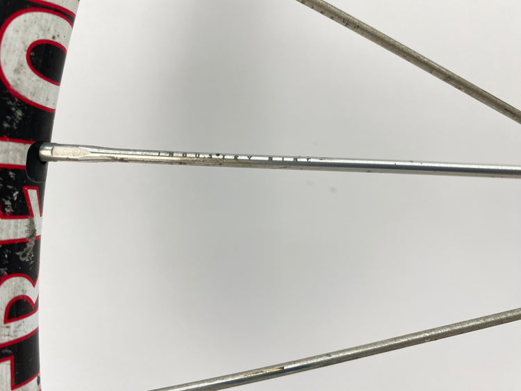 close up of spoke label