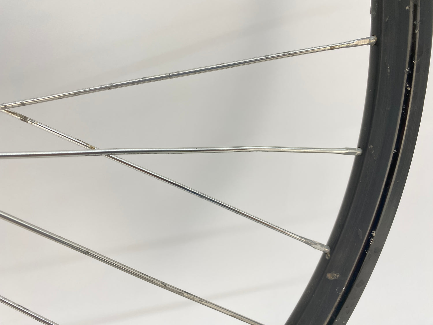 a bent spoke and some scratches