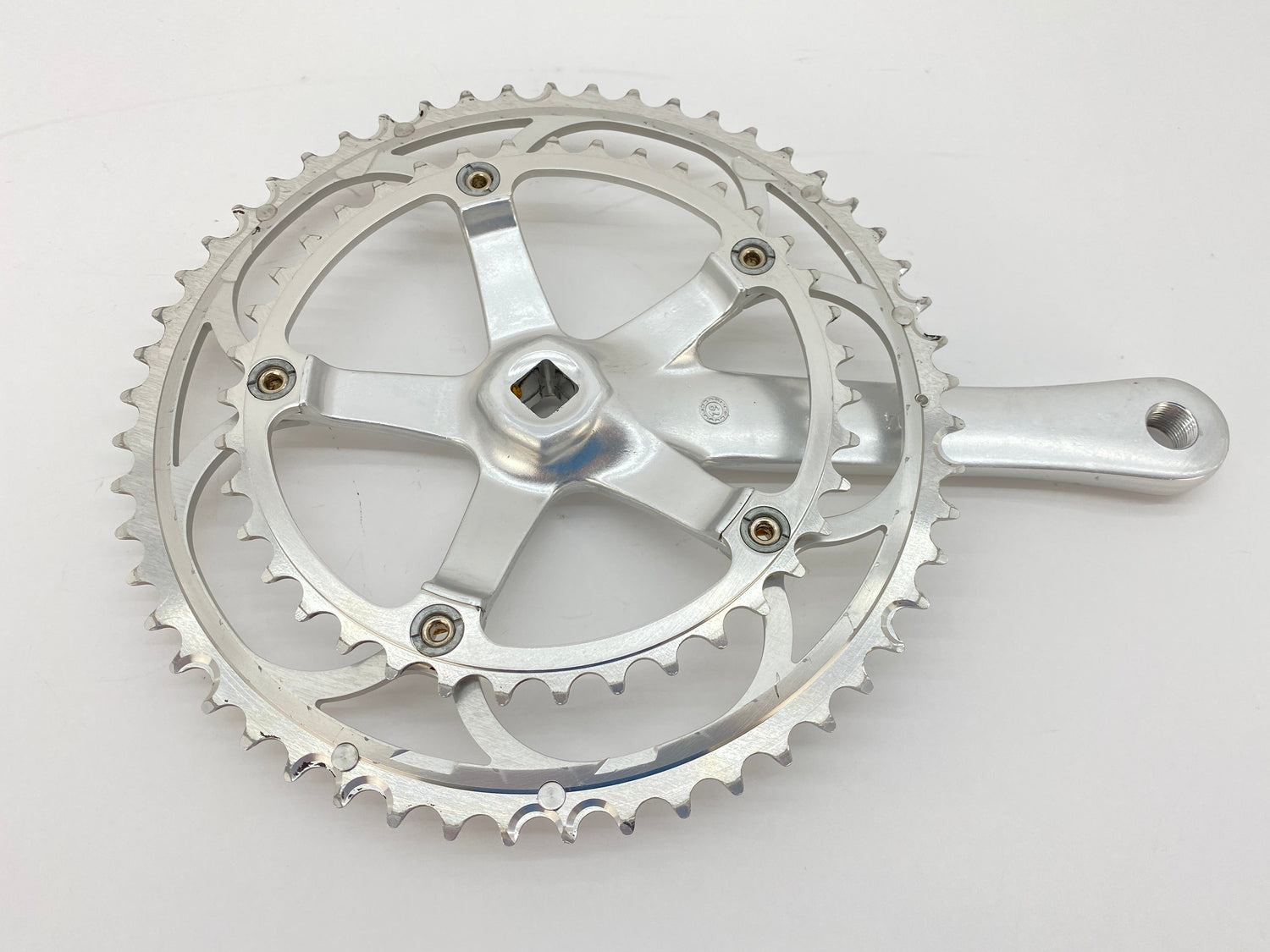 backside view of the chainrings