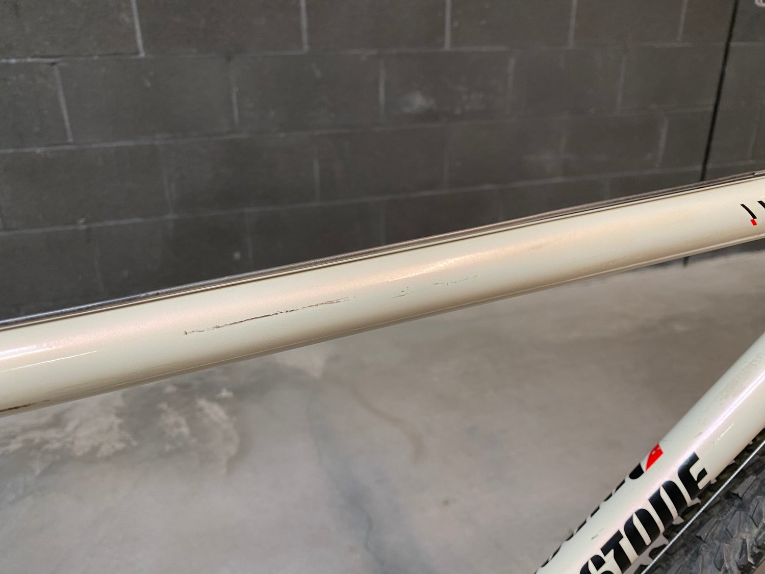 scuff marks on the top tube