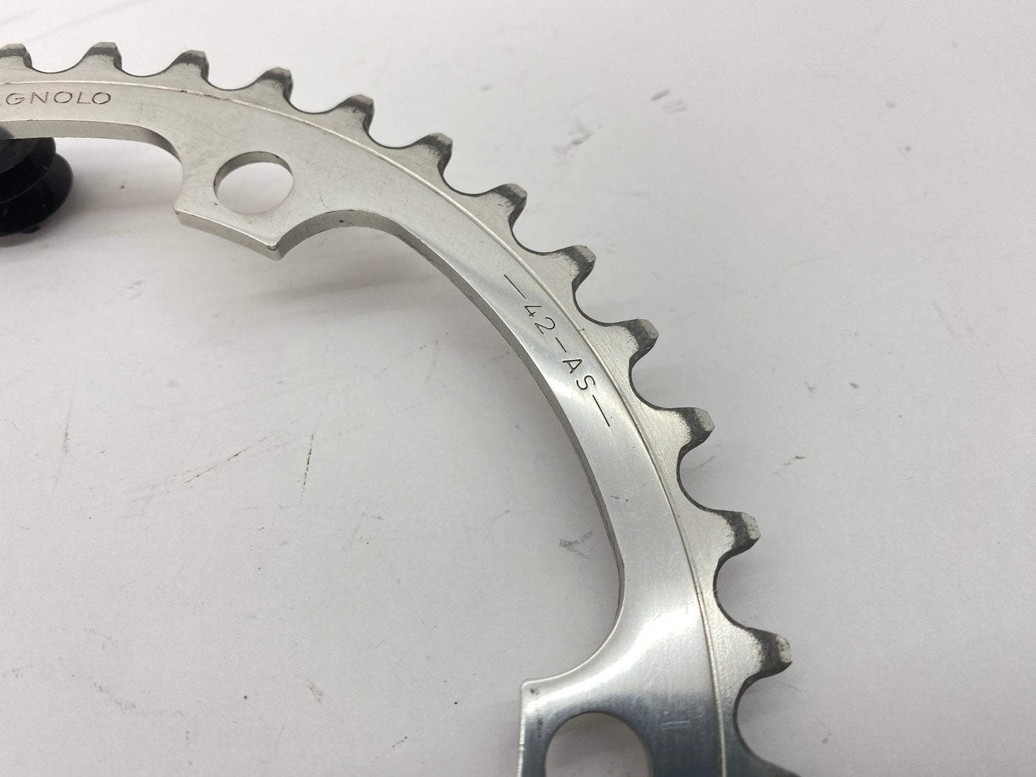 close up of the chainring size
