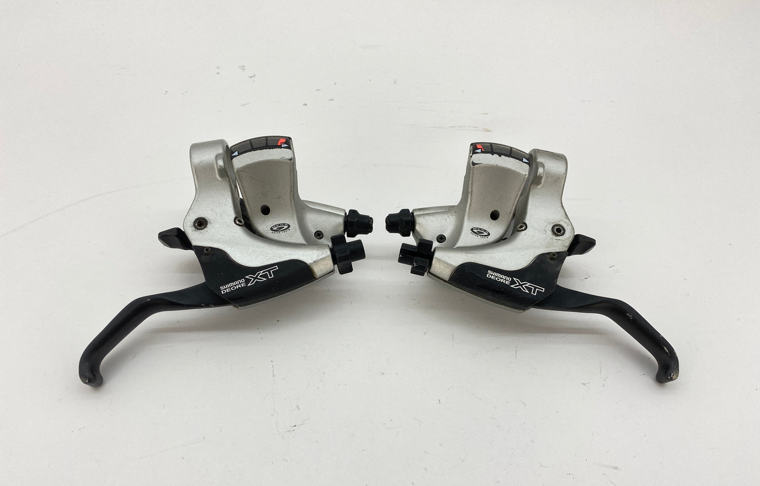 main view of the levers