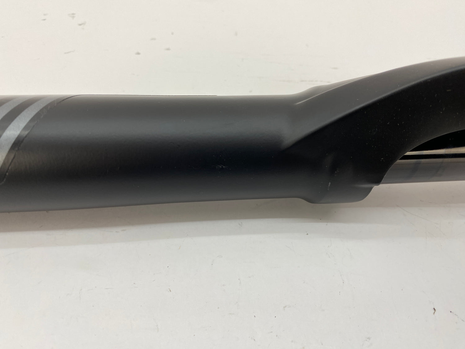 light marks inside the fork leg