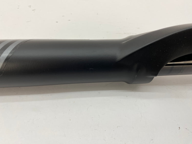 light marks inside the fork leg