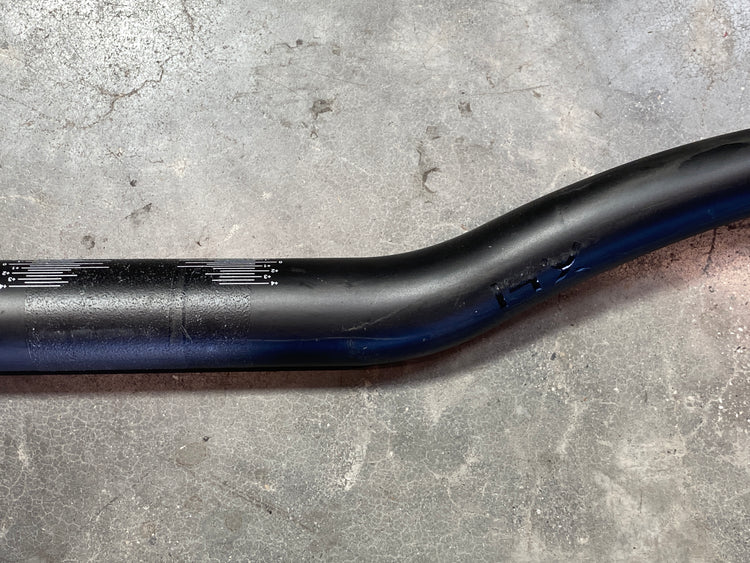 Carbon MTB Riser Handlebar 31.8 685mm