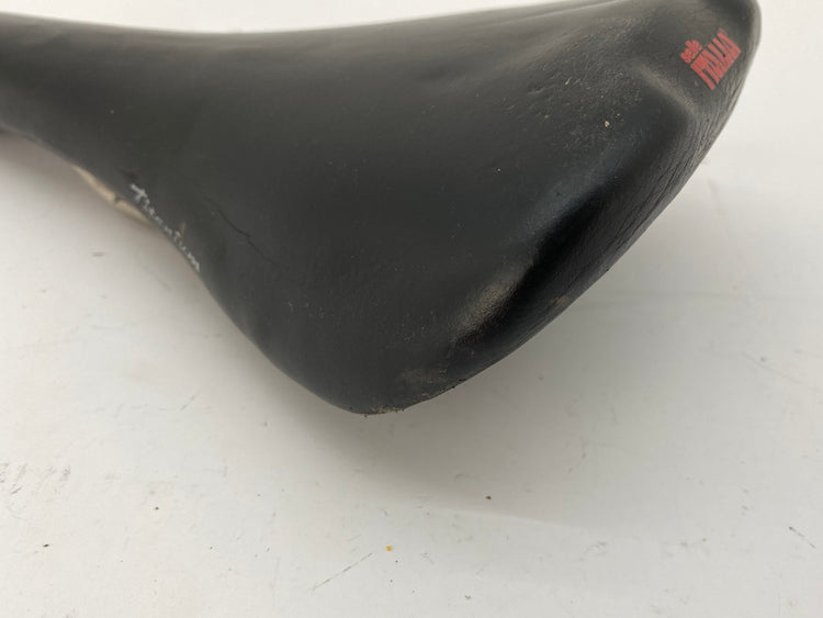 no rips on the corners