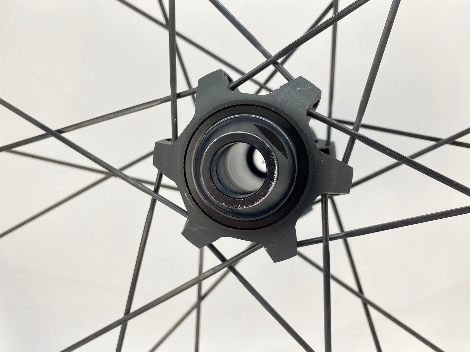 close up of the right axle end