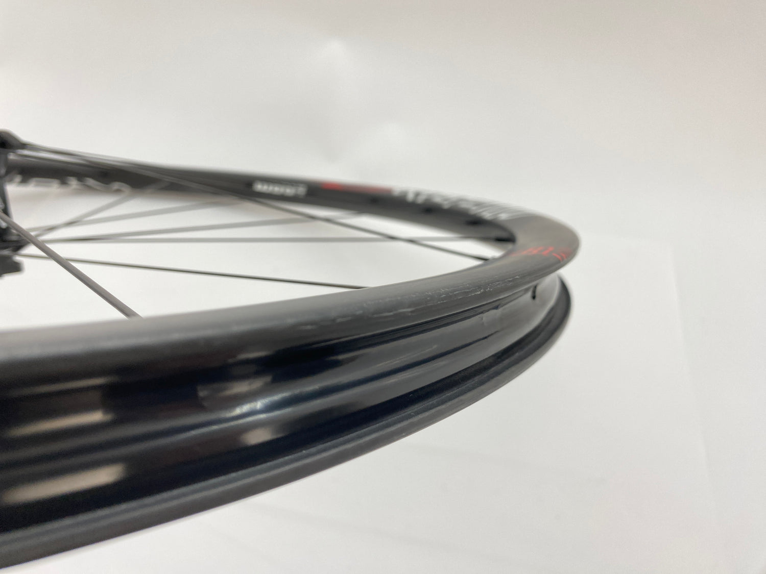 tire lever marks on rim edge