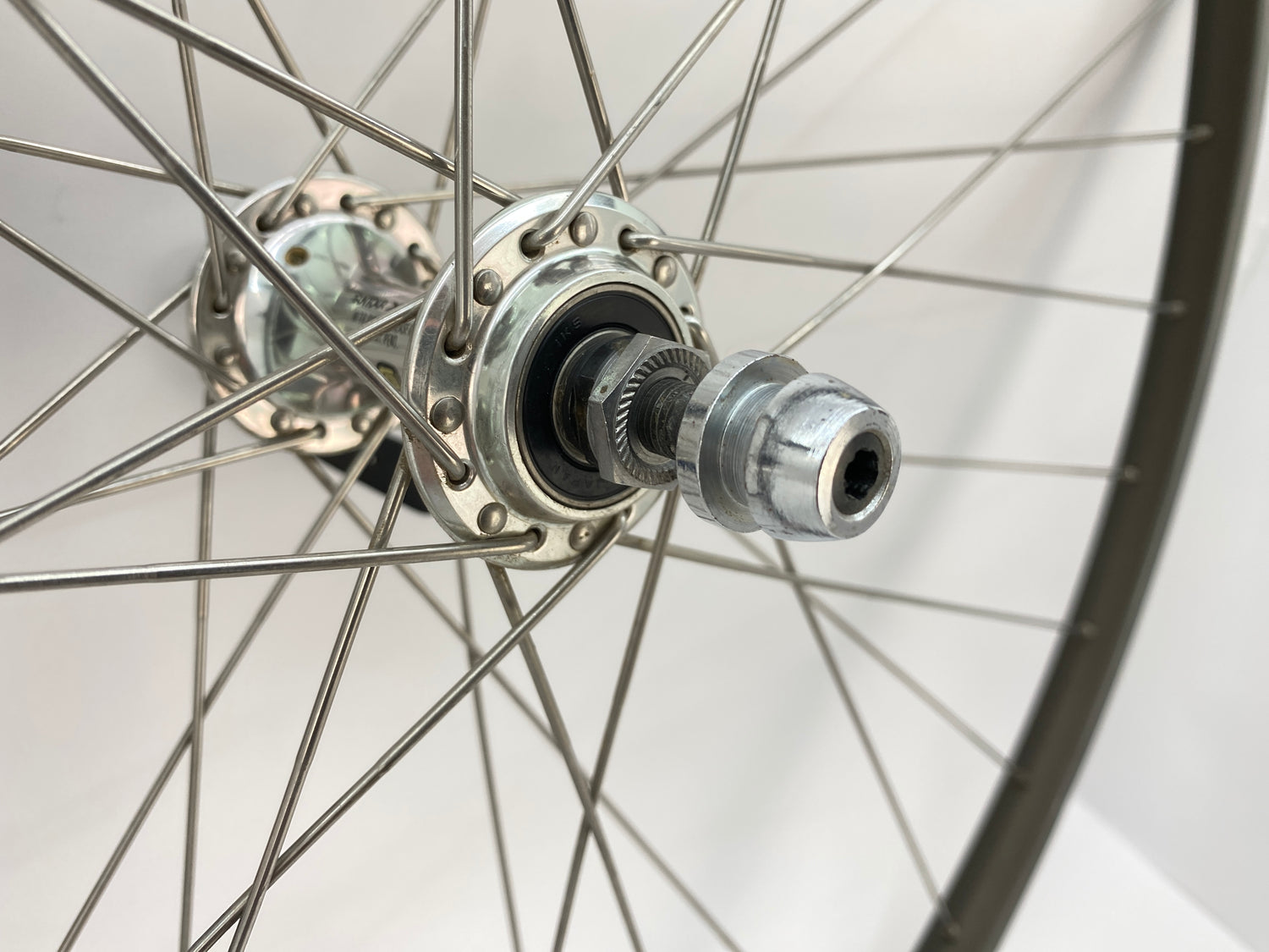 close up of a front hub flange