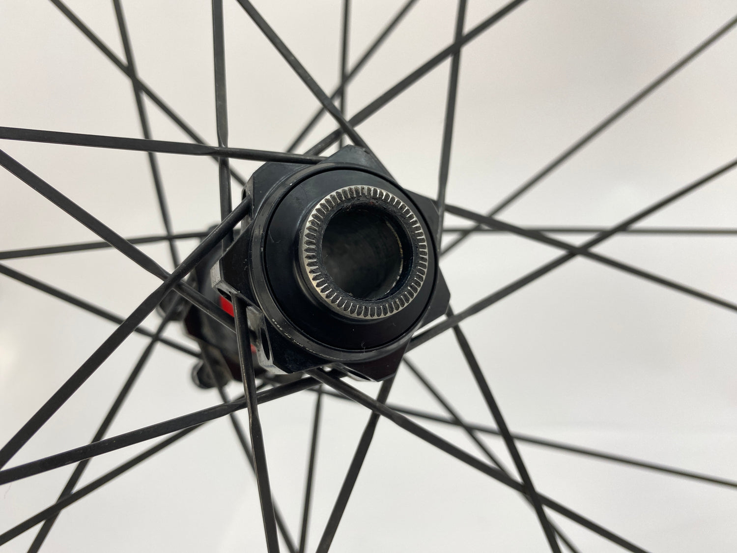 close up of the right axle end