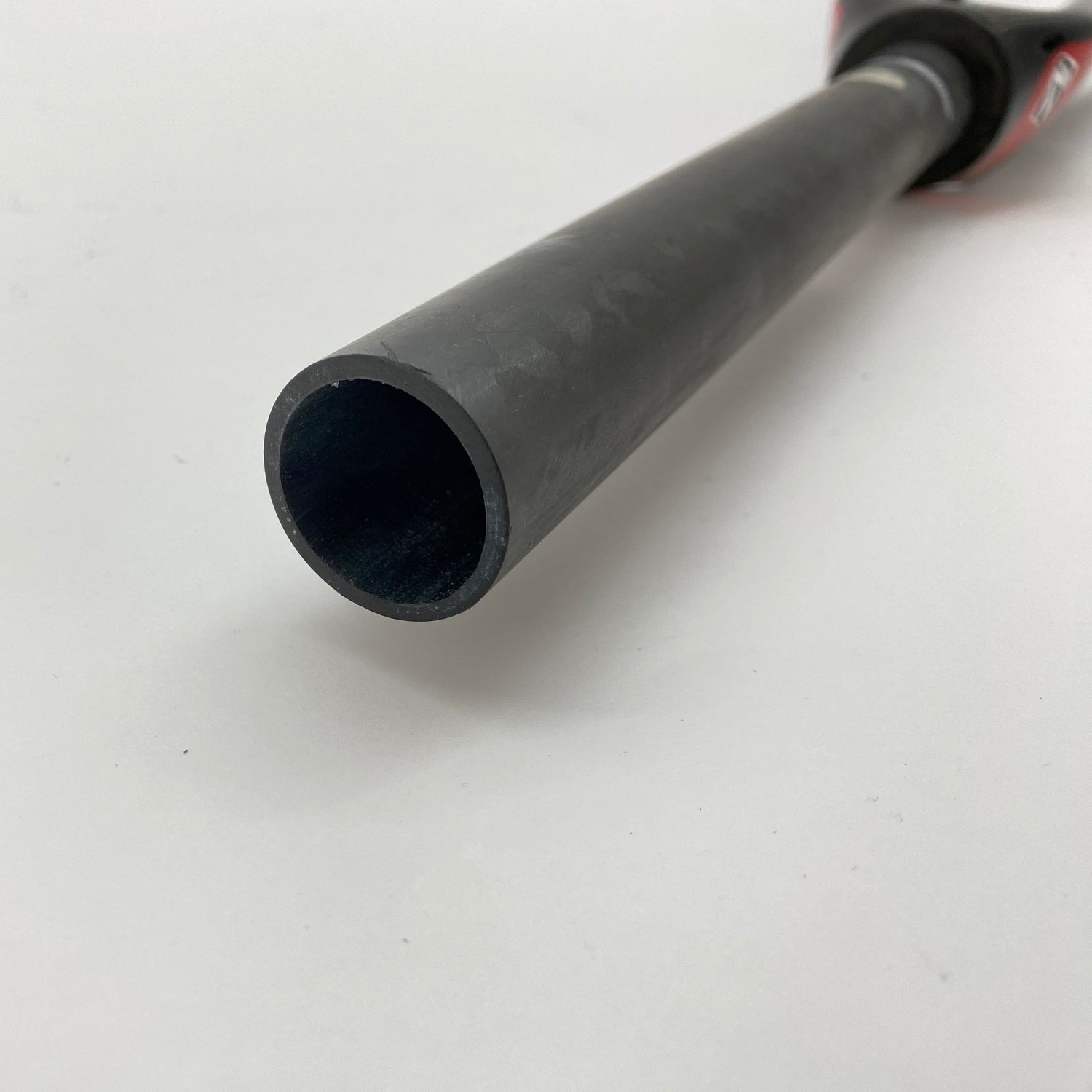 close up of the steering tube end