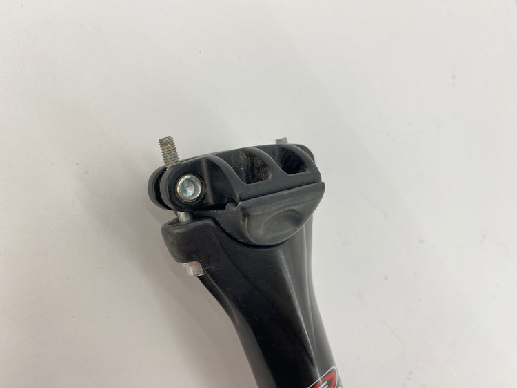 close up of the seat clamp