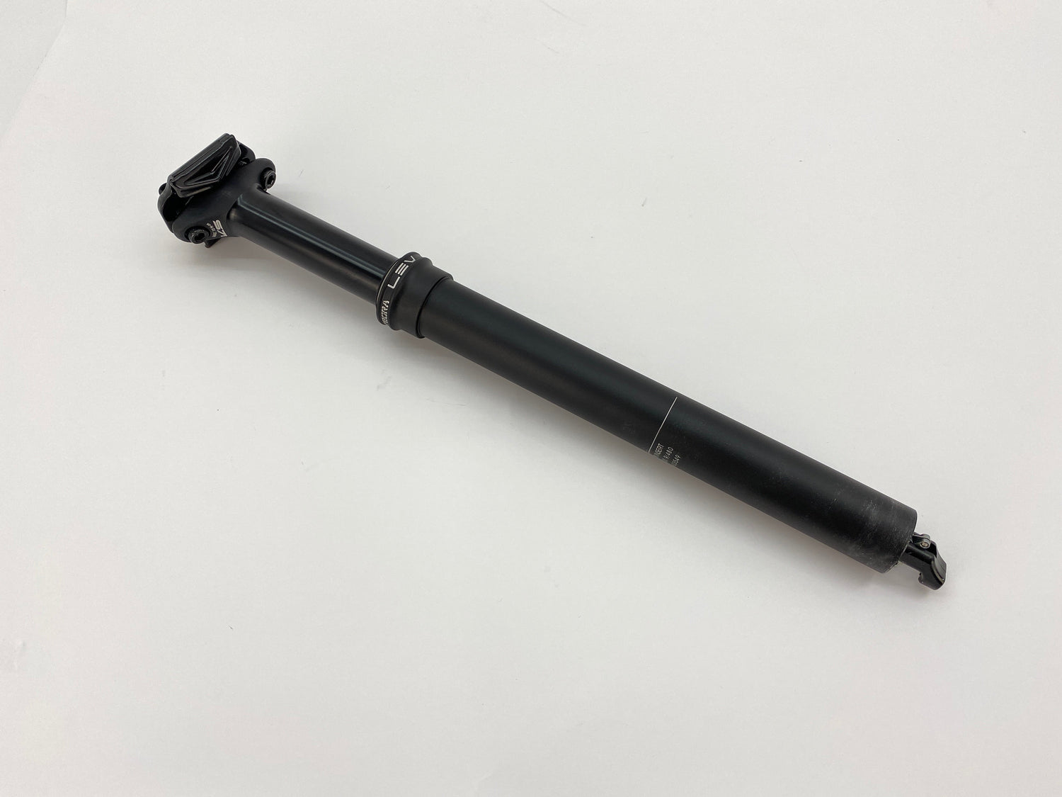 main view of the seatpost