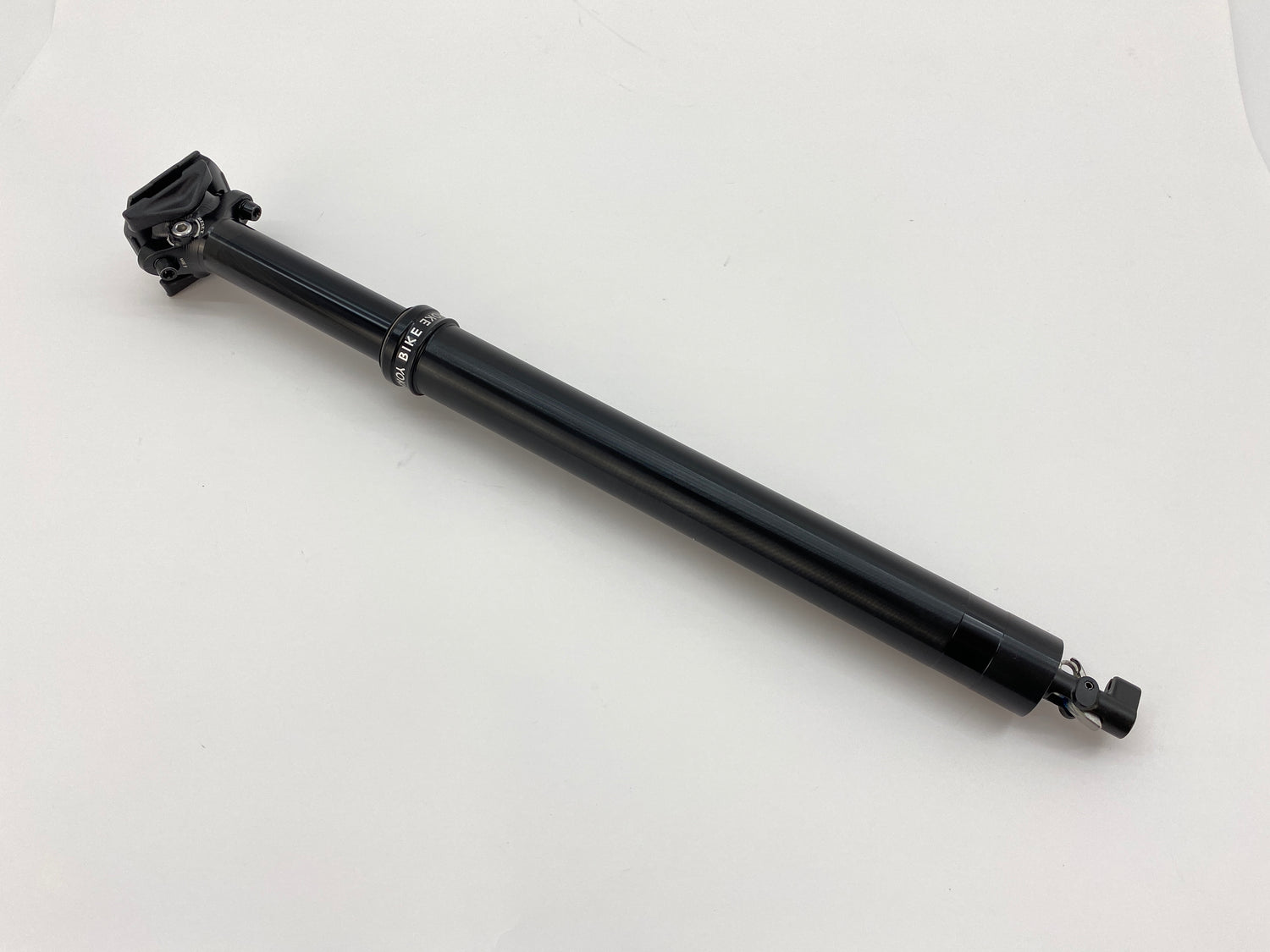 main view of the seatpost