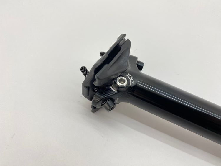 close up of seat clamp
