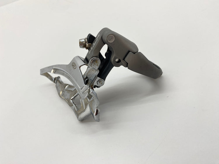 front view of the derailleur