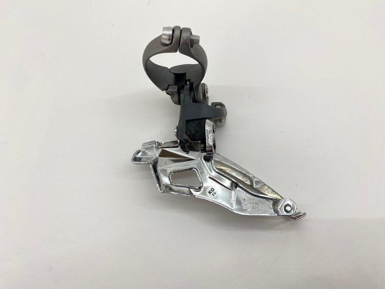 backside view of the derailleur