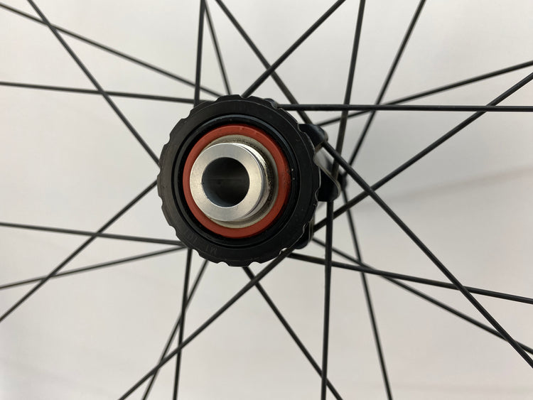 left front hub axle end