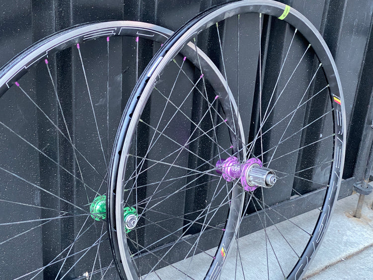 HED Belgium Plus White Industries CLD 700c Wheelset