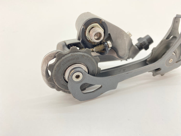 close up of the upper pulley