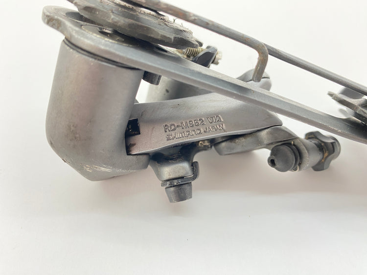 close up of the model number
