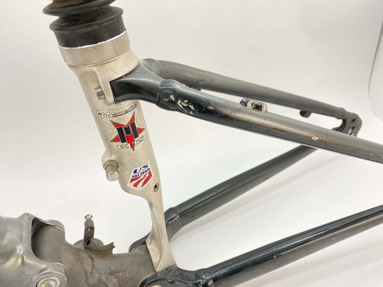 another close up of rear shock