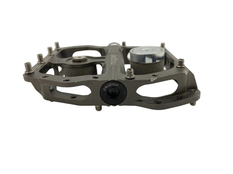 side view of the left pedal