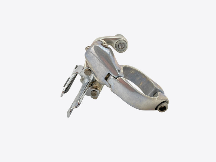 front view of the derailleur