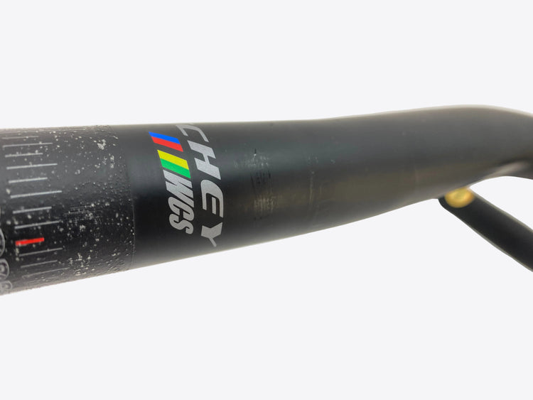 scuff mark near the stem clamp
