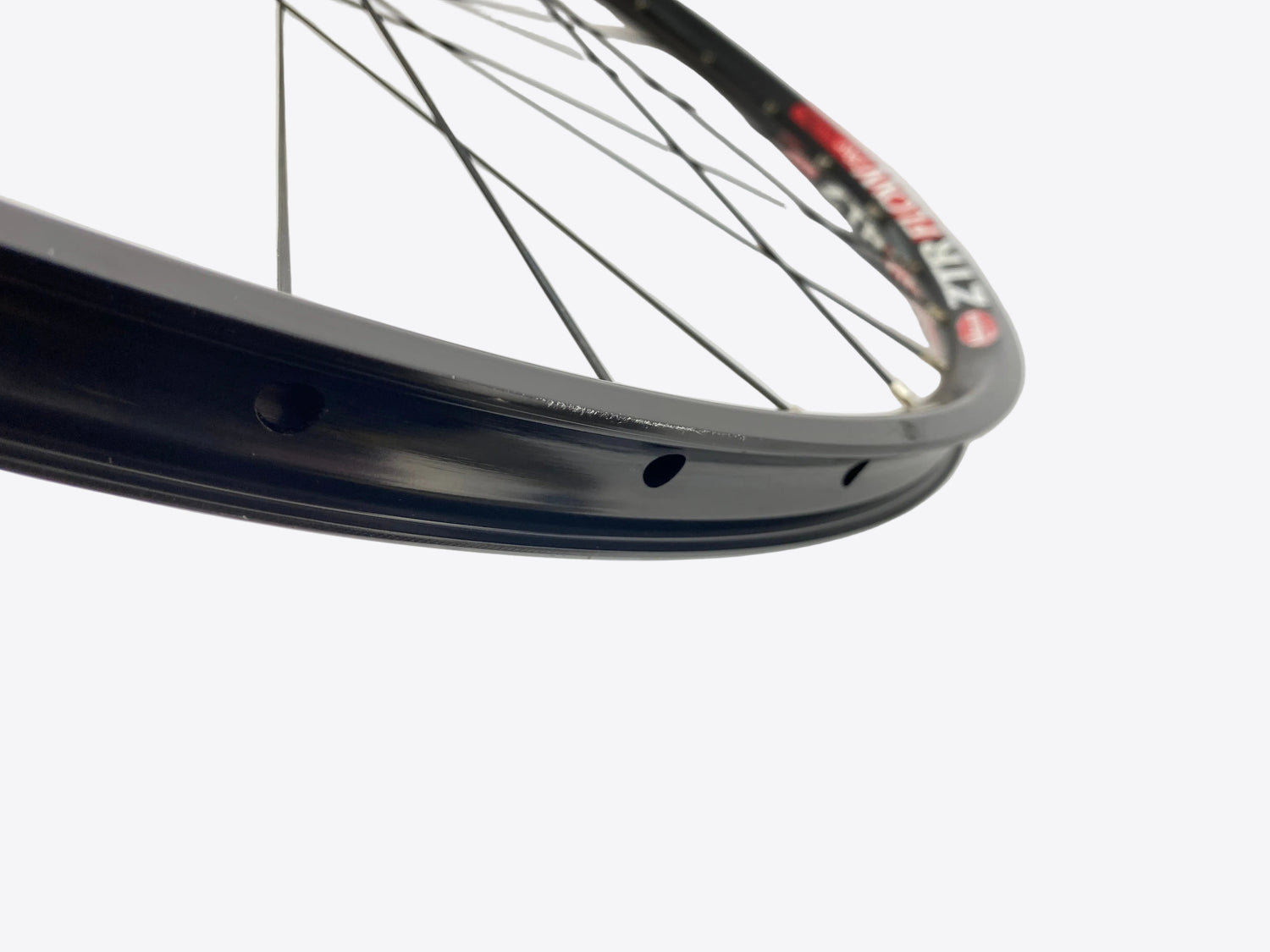 close up of the rim edge