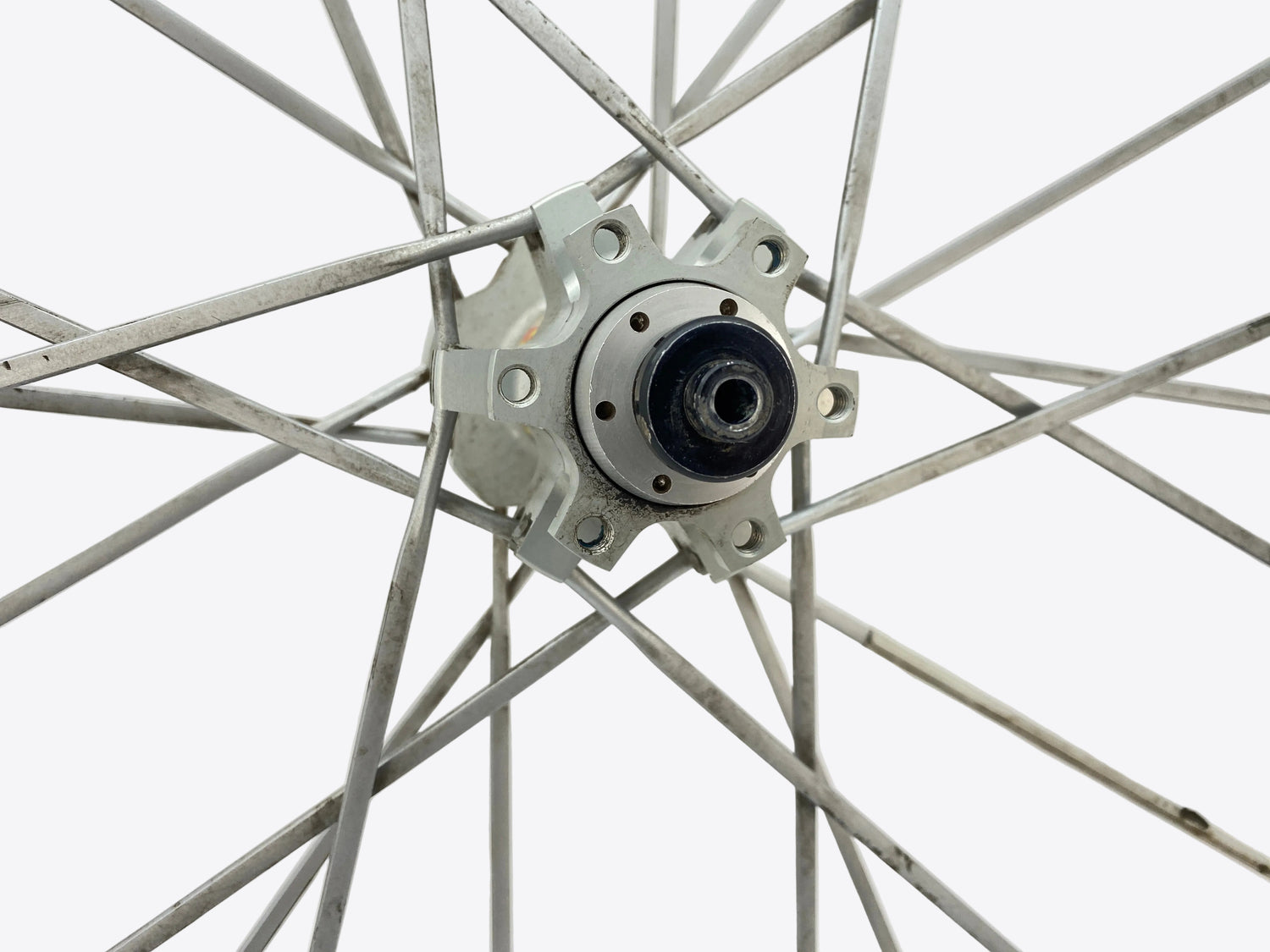 close up of the left axle end