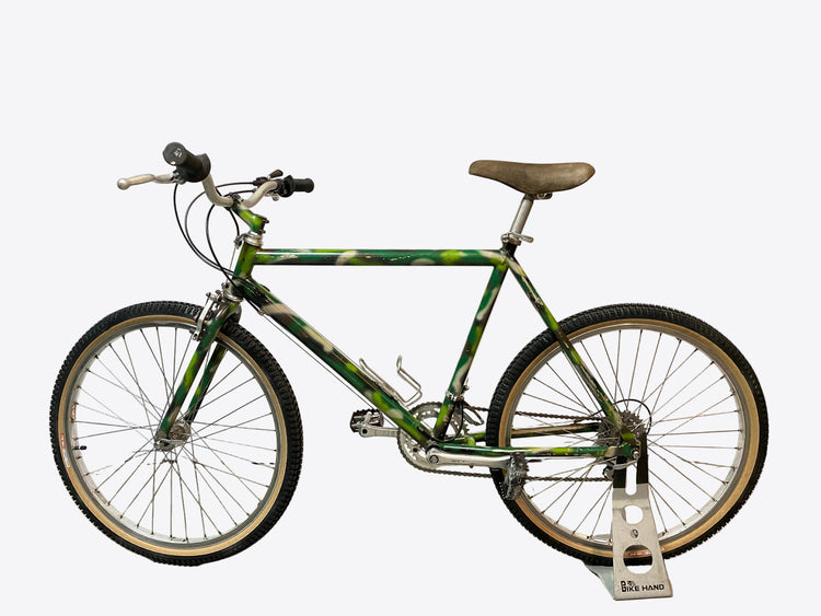 left side view of the bike