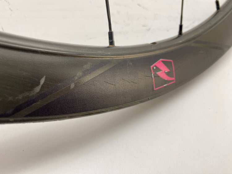 light scratches on the rim