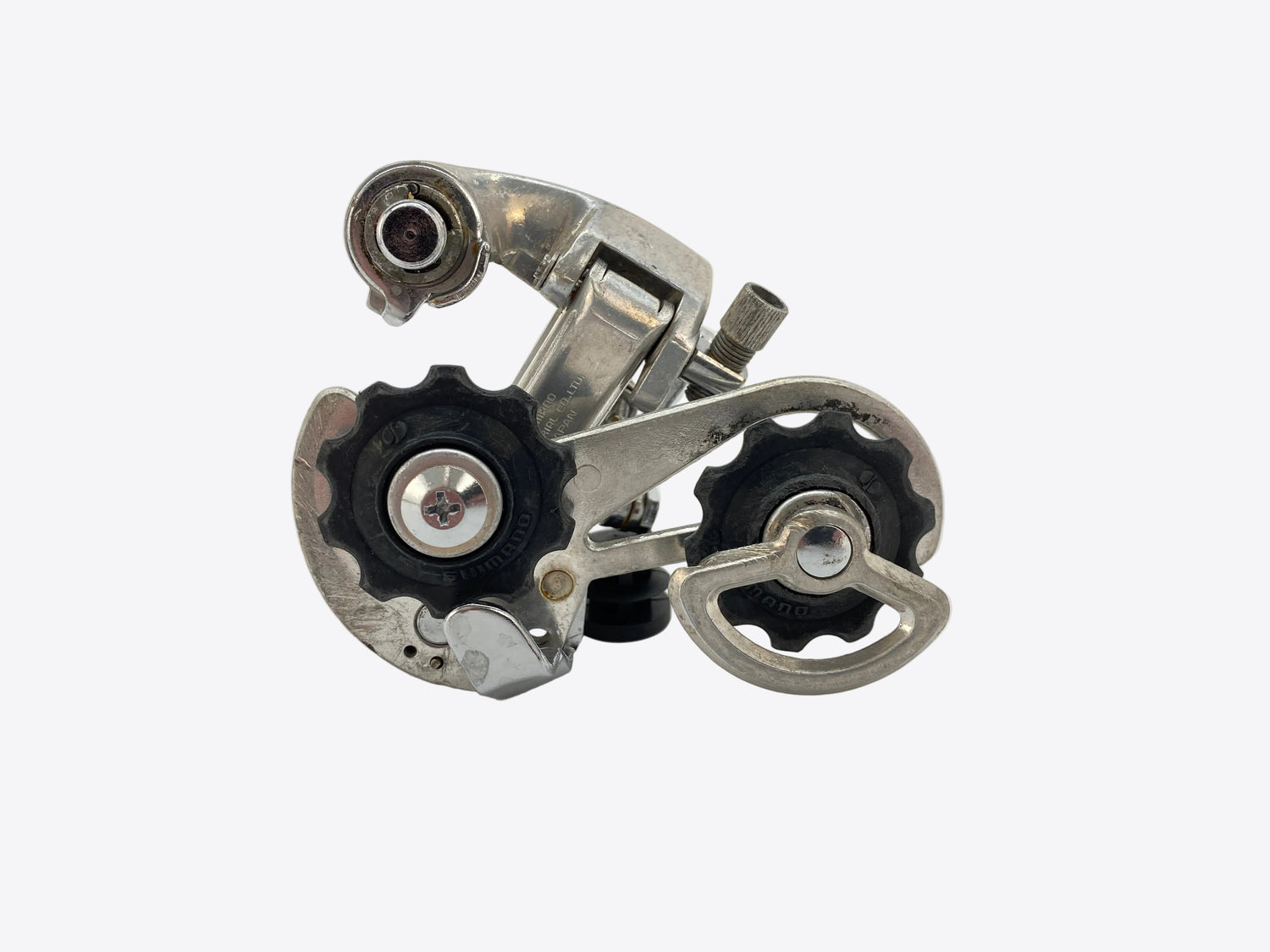 backside view of the derailleur