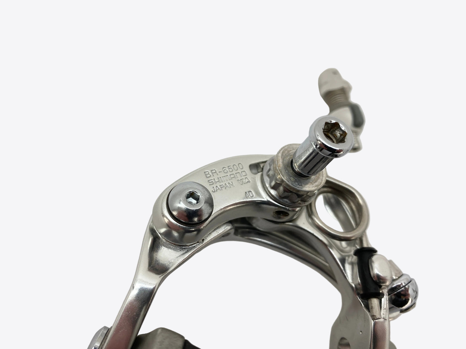 close up of the model number