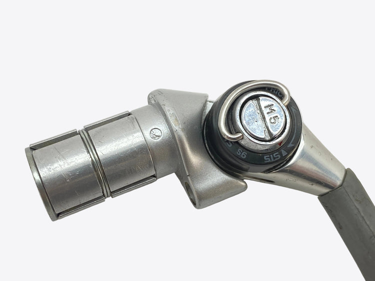 close up of the right shifter