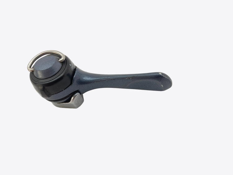 scratches on the right shifter